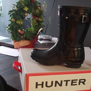 Hunter snow boots